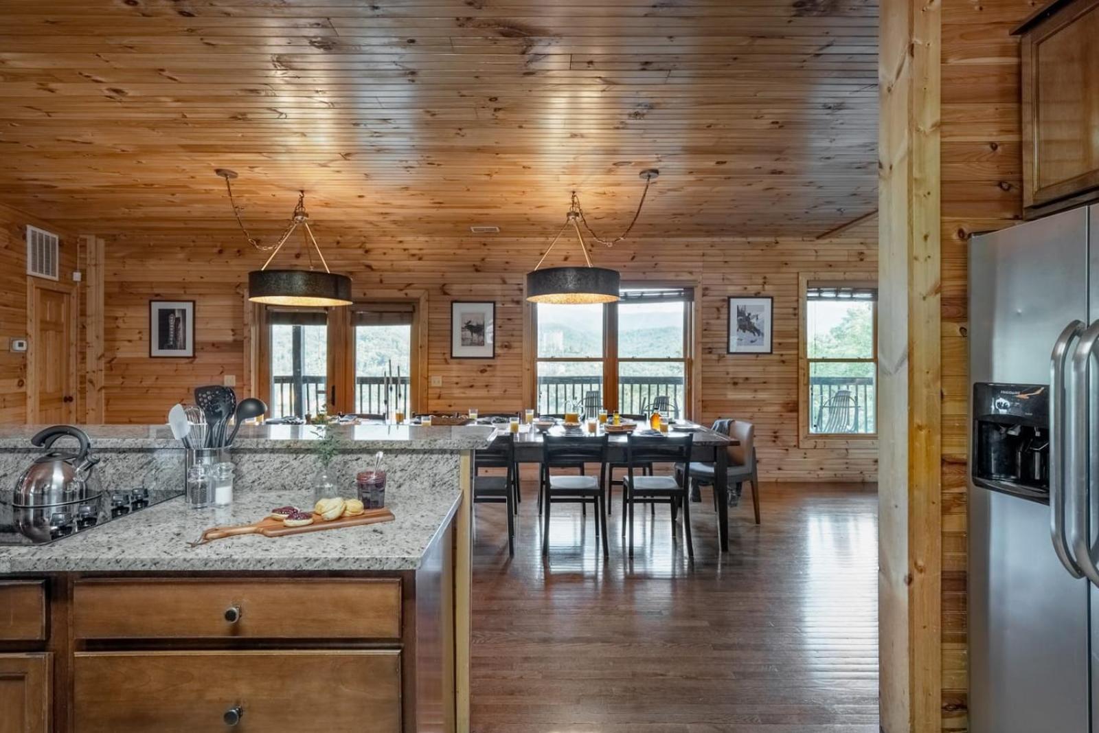 Hickory Ridge By Avantstay Incredible Private Elevated Cabin Sleeps 20 Gatlinburg Luaran gambar